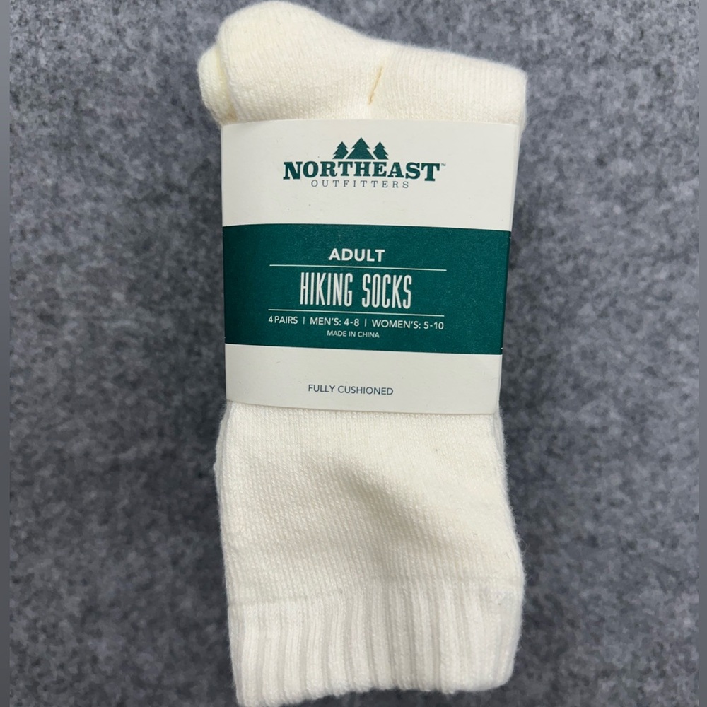 Northeast Outfitters 4 Pack Adult Hiking Socks W5-10/M4-8 NWT